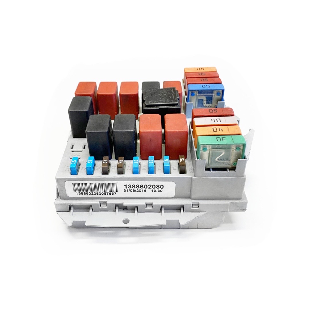 Pojistková skřín JAGUAR F-PACE SUV (X761) 3.0 SCV6 AWD 2015-09, 250/340 2995cm3