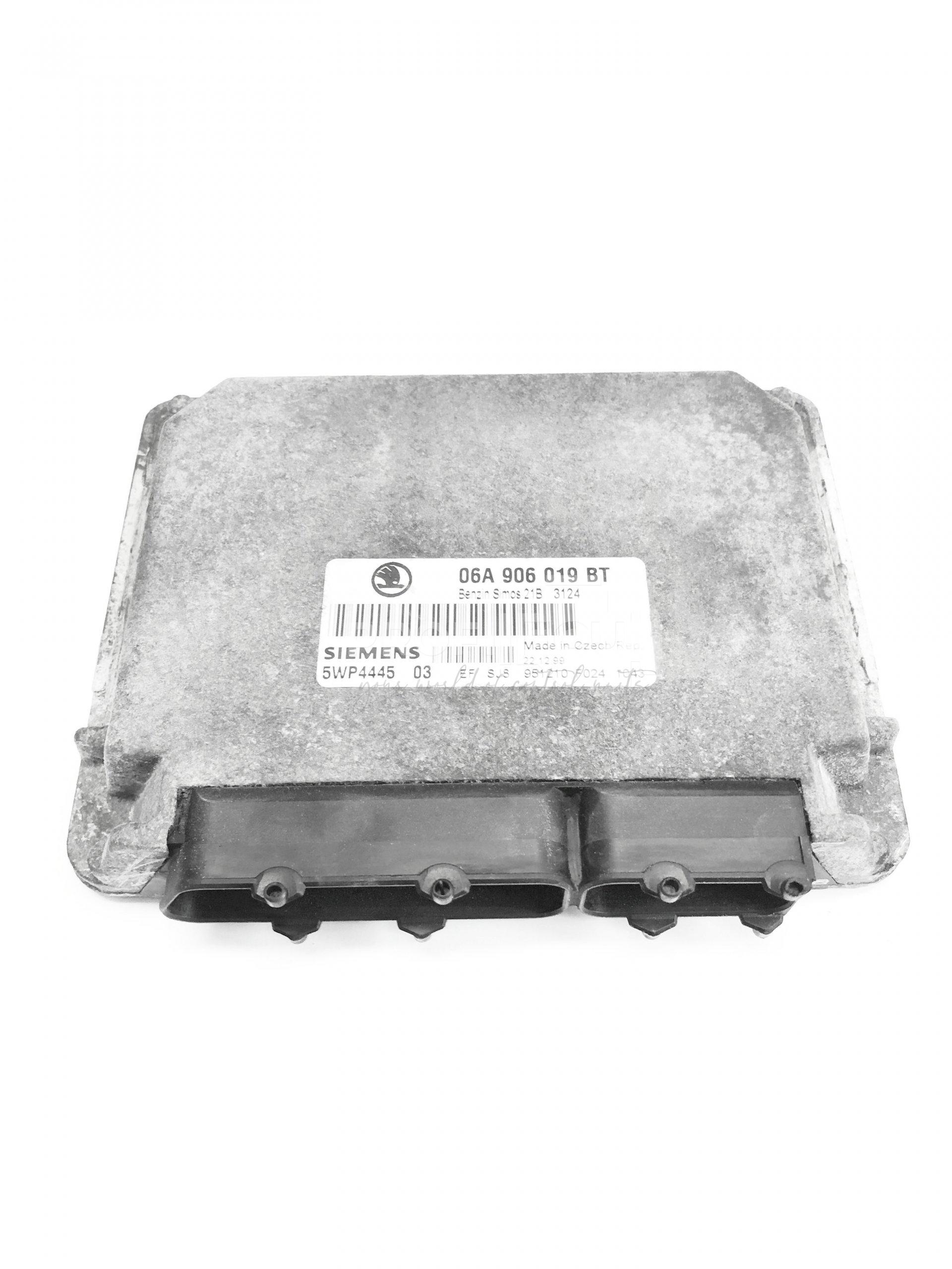 06A906019BT 5WP4428 ECU Řídící jednotka motoru ŠKODA OCTAVIA 1.6 06A906019BT 5WP4428 ECU Řídící jednotka motoru ŠKODA OCTAVIA 1.6