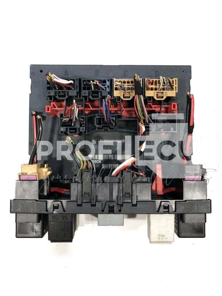 3C0937049E 3C0937049 E BCM jednotka VW TOURAN