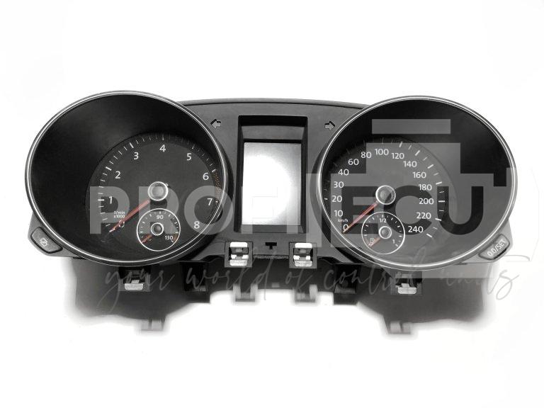 5K0920860F 5K0920860 F A2C53345492 Budíky VW GOLF 1.4 TSI