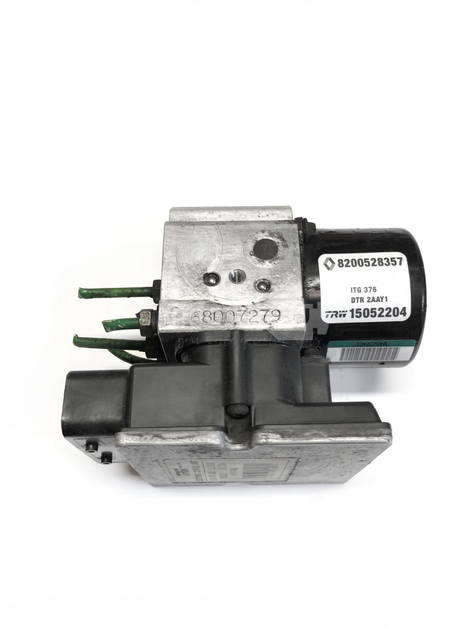 54084794B 15113904F 8200528357 15052204 ABS jednotka RENAULT MASTER