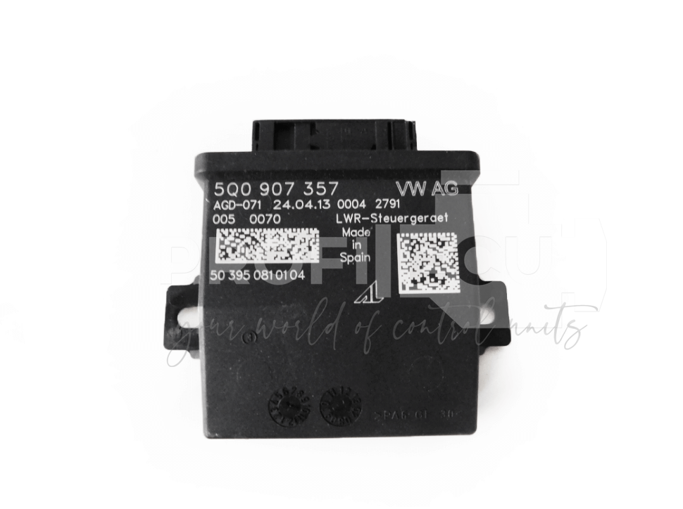 5Q0907357 5Q0 907 357 Jednotka světel AUDI A3 5Q0907357 5Q0 907 357 Jednotka světel AUDI A3