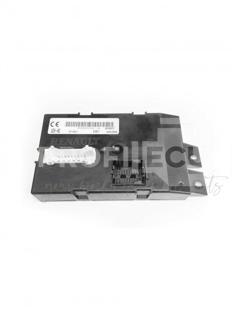 UCH-N2 P8200943288 BCM jednotka RENAULT MASTER 2.5 DCI