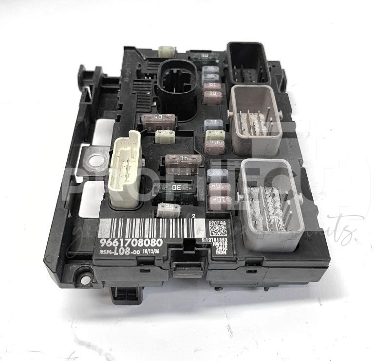 9661708080 Pojistková skříň BSM L08 v motorovém prostoru, Citroën C4 Grand Picasso I
