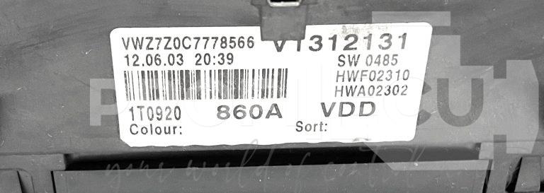 1T0920860A Přístrojová deska Touran, VW Touran 1T1