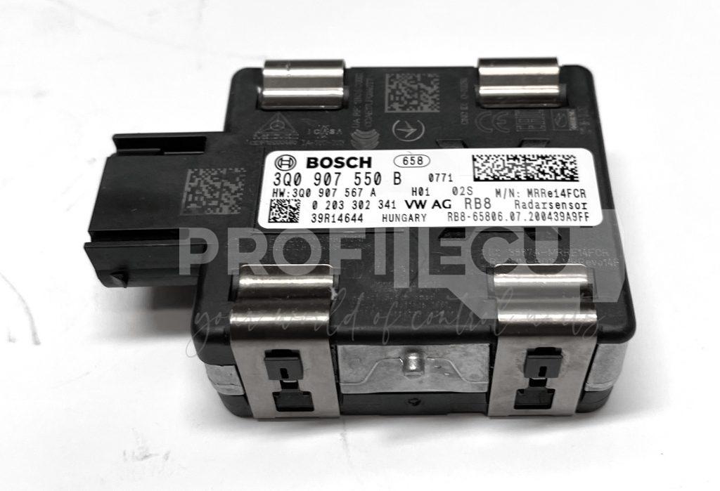 3Q0907550B Radar adaptivního tempomatu Bosch, VW Passat B8